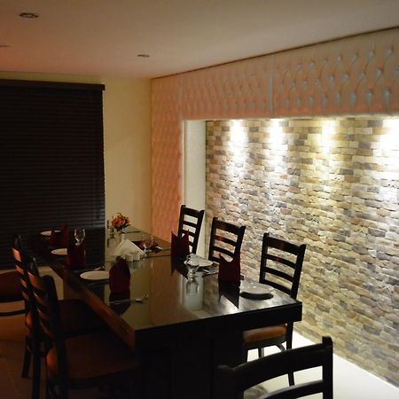 Divine Hotel ราวัลปินดี ภายนอก รูปภาพ